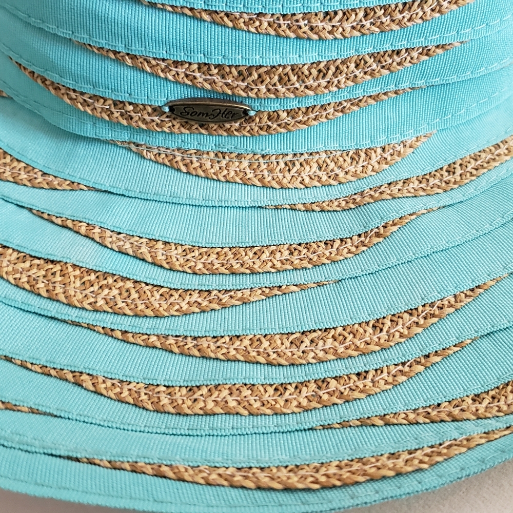 Straw Hat by Som Her - Picture 2 of 4